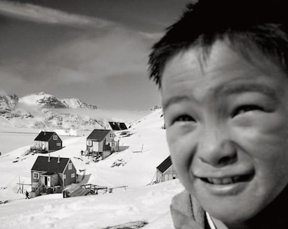 Un vecino de Sermiliqaq,
Groenlandia, en 1997.