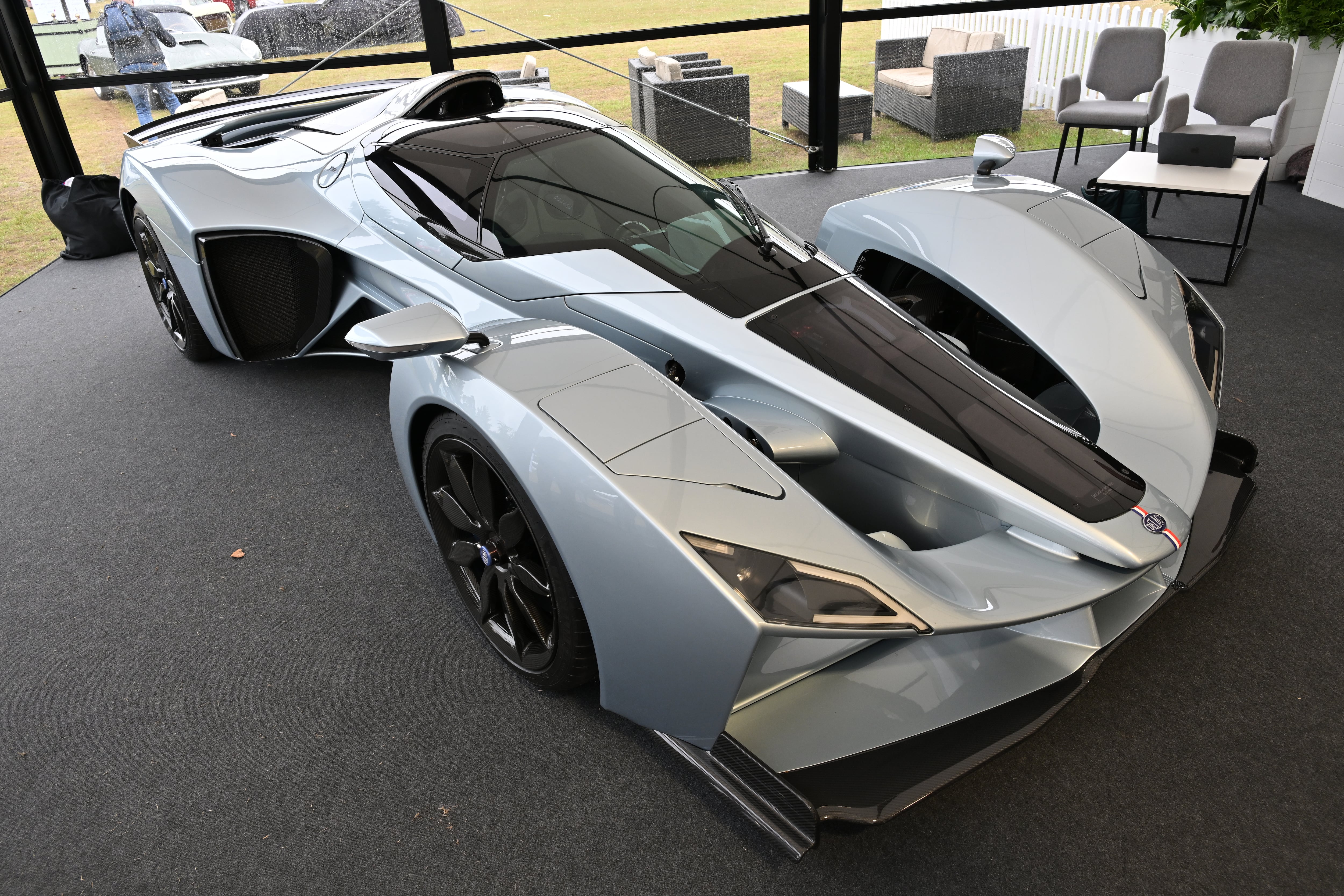 Un heredero de LVMH entra en Delage, el fabricante de coches de lujo de edición limitada y un precio desde dos millones de euros