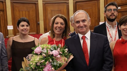 Cristina Vallejo, nueva decana del ICAB, junto a Jesús M. Sánchez, antiguo decano