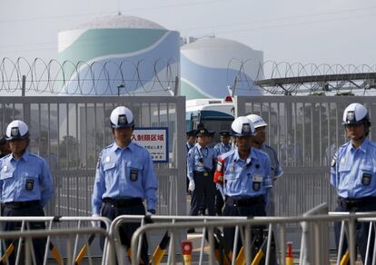 La Autoridad Reguladora de lo Nuclear (NRA) japonesa, establecida en 2012, ha impuesto nuevos estándares de seguridad mucho más rígidos, que incluyen el establecimiento de una serie de fuentes de energía alternativas y provisiones contra los casos más extremos de terremoto o tsunami.