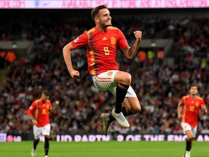 Saúl celebra su gol, el primero de España ante Inglaterra.