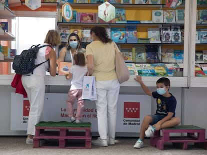 Caseta de libros infantiles en la Feria del Libro de Madrid.