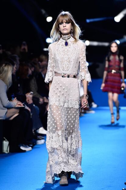 Elie Saab : Runway &#8211; Paris Fashion Week Womenswear Fall/Winter 2016/2017