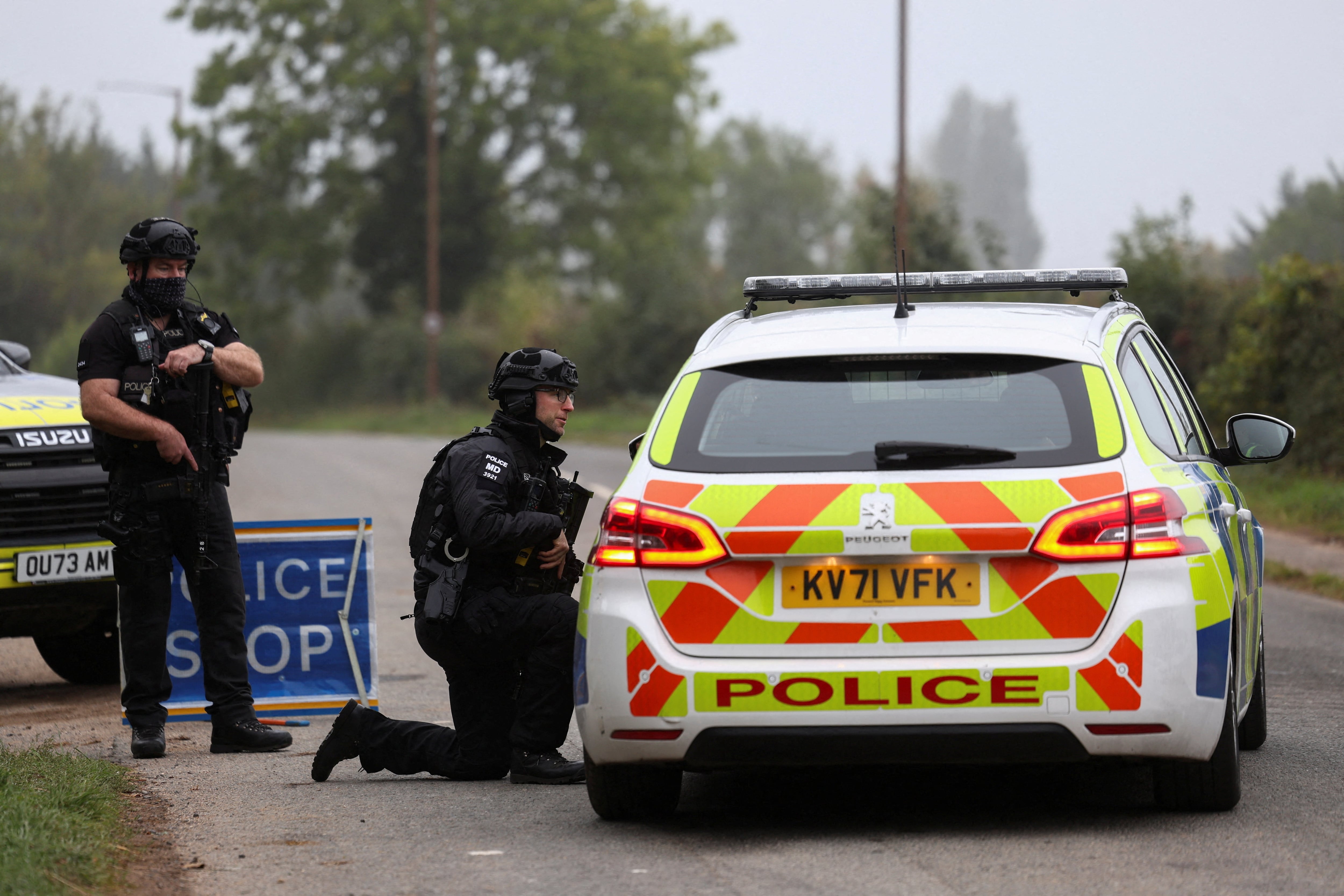 Uno de los cinco detenidos cerca de la base británica de Fairford llamó él mismo a la policía antes de su detención