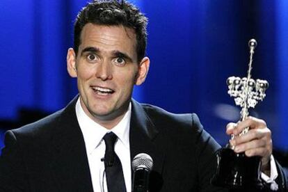 El actor Matt Dillon, tras recoger el Premio Donostia anoche en la ciudad donostiarra.