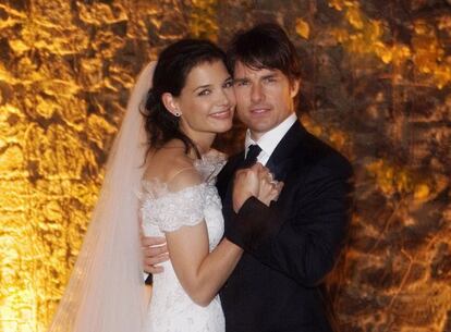 Tom Cruise y Katie Holmes se casaron en noviembre de 2006 en el precioso castillo italiano Odescalchi, de Bracciano, a 35 kilómetros de Roma, bajo la estela de fuegos artificiales y con un concierto de Andrea Bocelli y ante unos 150 invitados.
