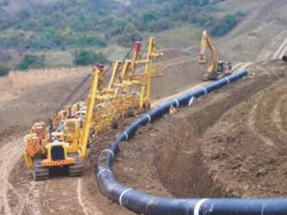 Obras de construcci&oacute;n en un gasoducto de Pemex.
