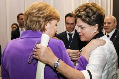 Angela Merkel y Dilma Ruosseff, en su encuentro bilateral, el pasado martes, en Los Cabos (M&eacute;xico).