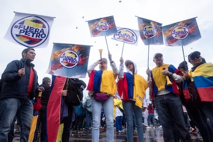 Miles de colombianos salieron a protestar a las calles de Bogotá.