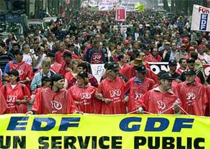 Trabajadores de empresas públicas se manifestaban en París contra las privatizaciones a principios de mes.