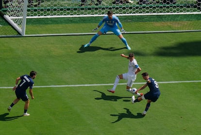 Fabián Ruiz anota su segundo gol ante el Real Madrid este miércoles.