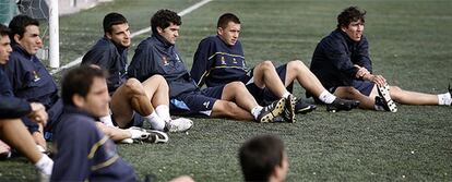 La plantilla rival del Real Madrid, durante un entrenamiento