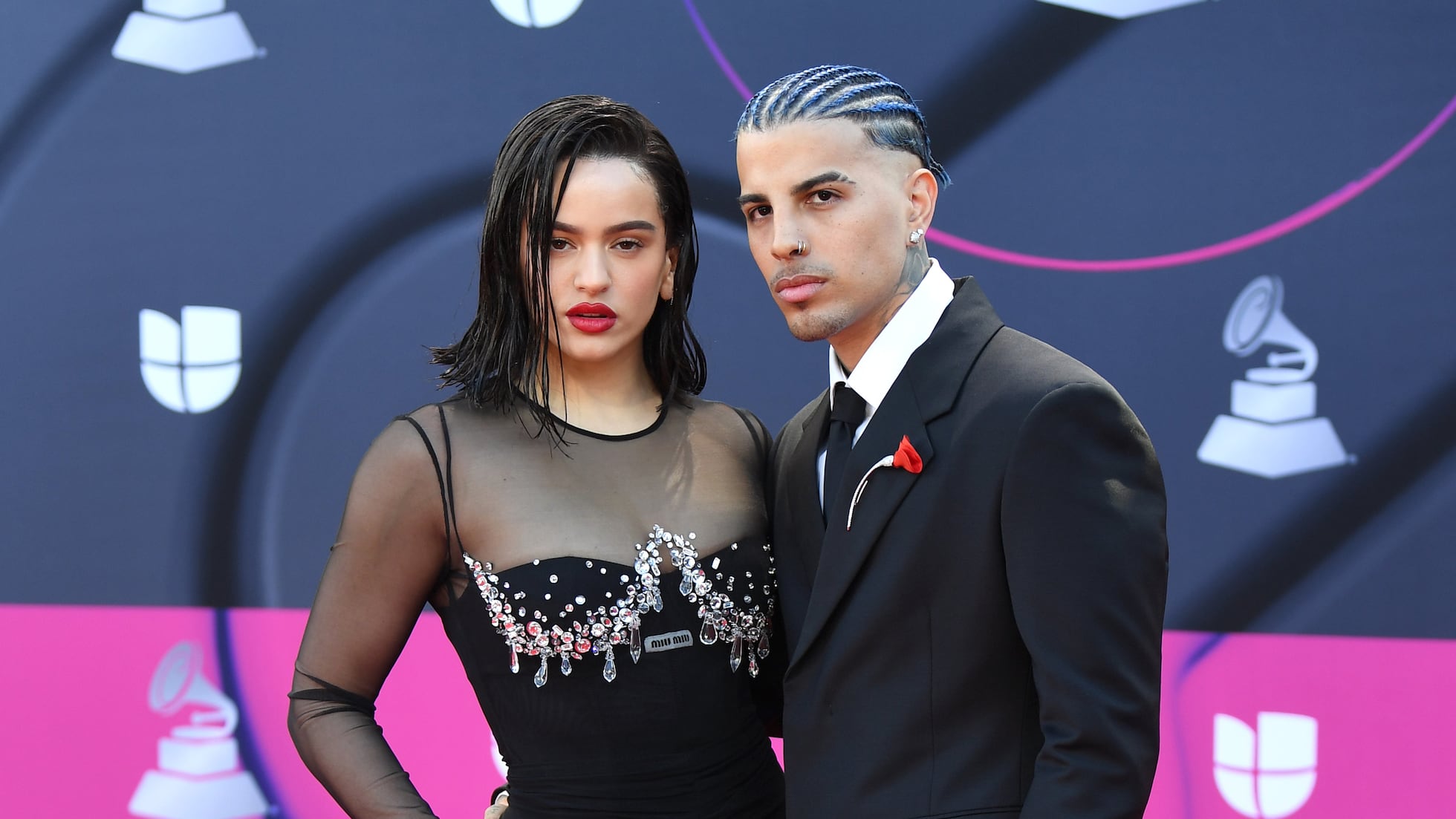 Rosalía y Rauw Alejandro rompen su compromiso tras dos años de relación, según 'People' | Gente | EL PAÍS