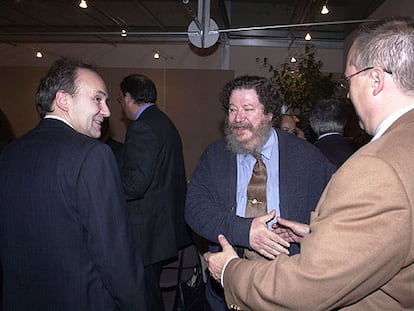 Pedro Martín García, en el centro, durante una cena de homenaje organizada por unos abogados.