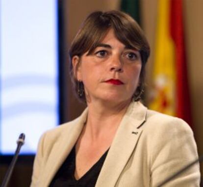 La consejera de Fomento y Vivienda, Elena Cortés.