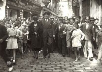 La señora Herriot acompañada por Marañón durante su visita a Toledo el 31 de octubre de 1932.