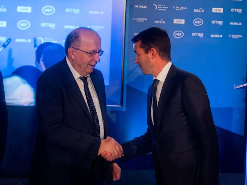 El comisario europeo de Defensa llama a fortalecer la industria militar propia frente a competidores globales