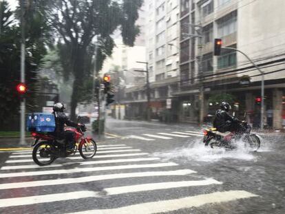 Ruas alagadas pela chuva em S&atilde;o Paulo.