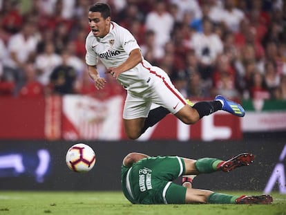 Ben Yedder se estrella ante Soria. 