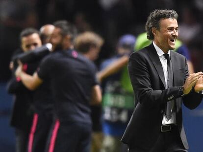 Luis Enrique celebra un gol.