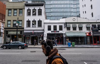 Several stores closed in downtown San Francisco.