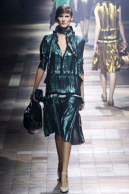 La metalizada retrospectiva de Lanvin