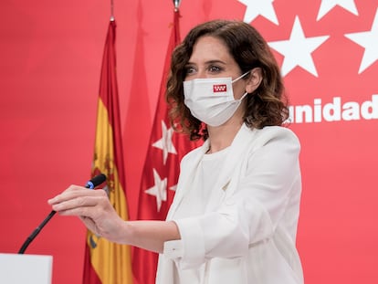 La presidenta de la Comunidad de Madrid, Isabel Díaz Ayuso, durante una rueda de prensa posterior a la reunión del Consejo de Gobierno, este jueves.