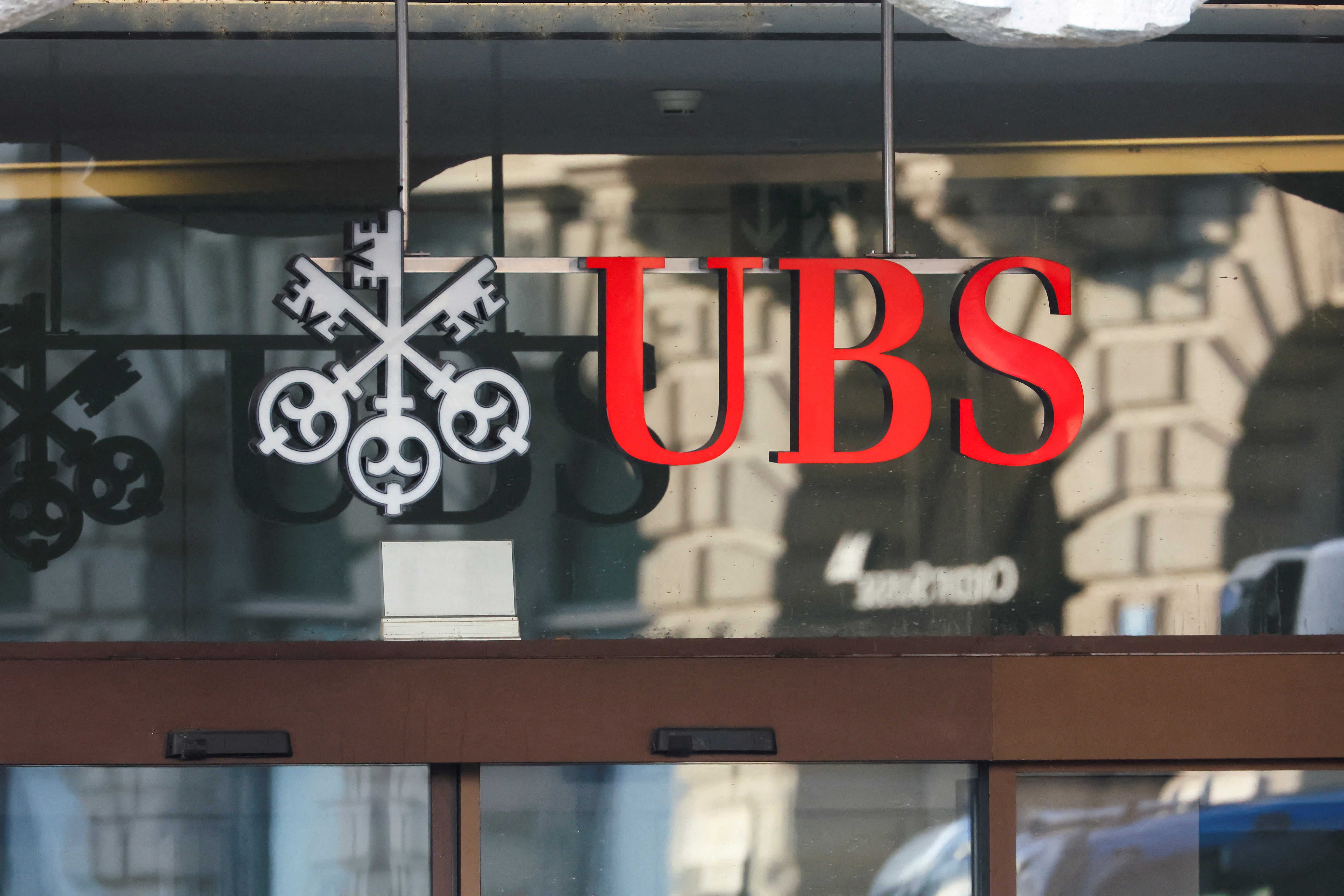 Los seis bancos favoritos de UBS para seguir brillando en Bolsa en 2025