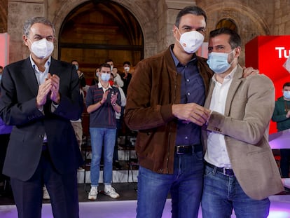 Luis Tudanca, José Luis Rodríguez Zapatero y Pedro Sánchez en un acto este jueves en Burgos.