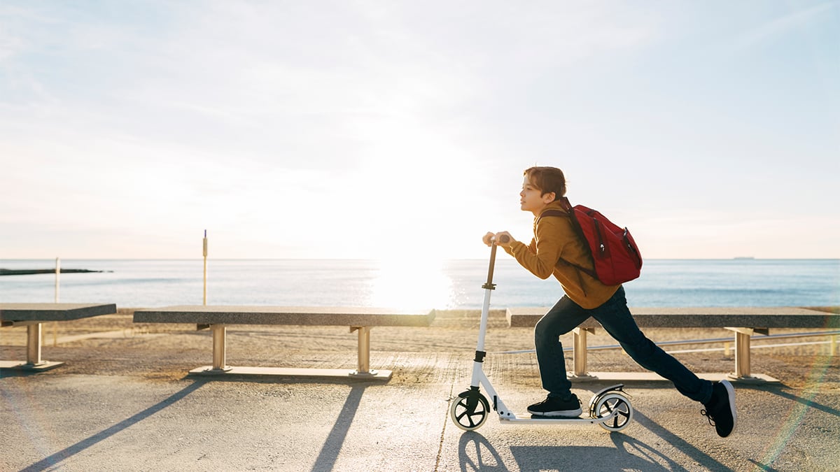 El mejor patinete para que lo puedan usar adultos y niños.