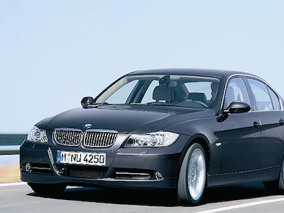 El BMW Serie 3 2005 es uno de los estrenos más esperados. Nueva imagen, motores más potentes y gran dinamismo. Saldrá a la venta a finales de marzo.