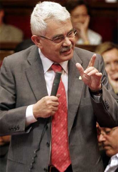 Pasqual Maragall, durante una intervención en el Parlamento catalán.