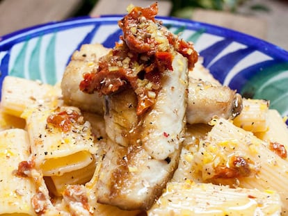 Comemos pasta con pescado por debajo de nuestras posibilidades