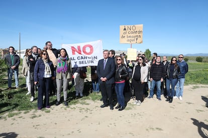 Visita del Secretario de Estado de Memoria Democrática a la zona donde se proyecta cantón de Montecarmelo, el pasado 10 de abril.