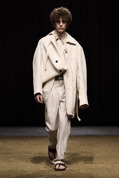Una de las propuestas de Federico Cina para la próxima primavera presentada en la semana de la moda masculina de Milán.