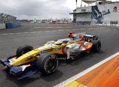 Alonso en la fase de clasificación del Gran Premio de Valencia