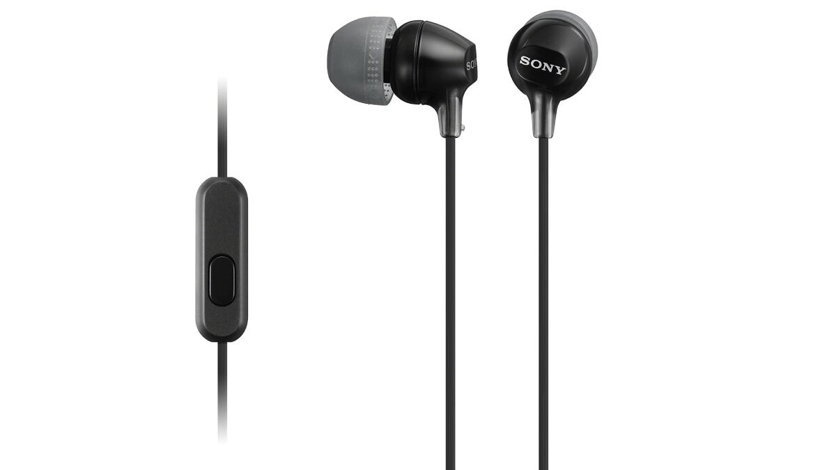 Auriculares Sony con cable y micrófono integrado.