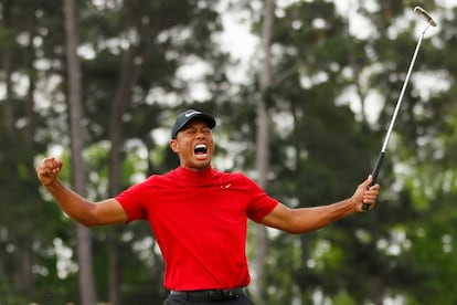 Tiger Woods celebra su victoria en el Masters de Augusta.