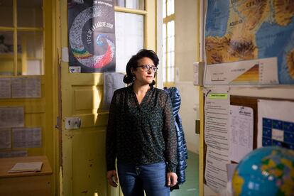 Laaldja Mahamdi, directora de una escuela primaria de París y coautora de un libro sobre el sistema escolar francés y la laicidad.