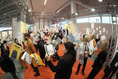 Aspecto de la feria del libro de Bolonia el pasado lunes.