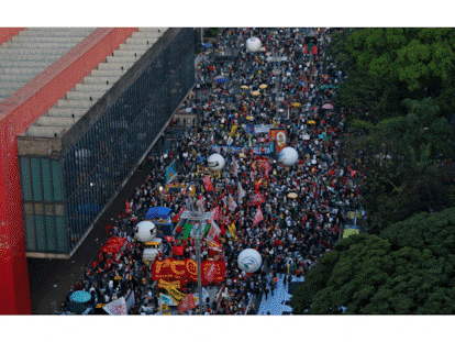 Imagens dos protestos em São Paulo, no Rio de Janeiro e em Belo Horizonte feitas pela AFP, Reuters, DPA, por Carla Jiménez e Regiane Oliveira.