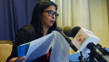 La canciller venezolana, Delcy Rodríguez, en una conferencia de prensa en Washington.
