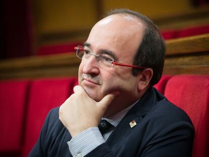 Miquel Iceta, líder del PSC, en el Parlament.