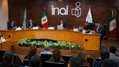 comisionados del INAI