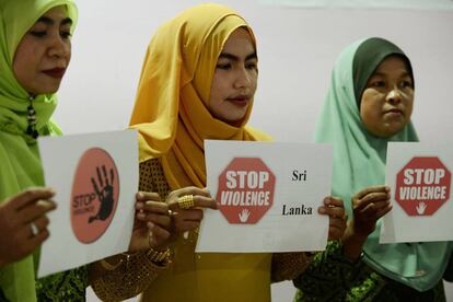 Manifestantes contra la violencia en Sri Lanka.