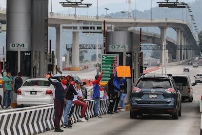 Un puesto de cobro en la carretera México-Cuernavaca el pasado agosto tras la ocupación de manifestantes.