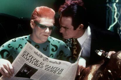 Jim Carrey y Tommy Lee Jones en 'Batman Forever' (1995). Tras el rodaje de la película los actores no volvieron a dirigirse la palabra.