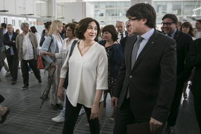 Colau i Puigdemont aquest matí a la inauguració del nou edifici de l'Hospital del Mar.