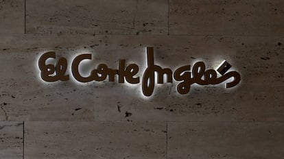 Logo de El Corte Inglés en una de sus tiendas en Madrid.