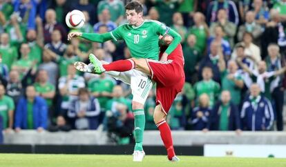 Lafferty anotó un gol vital para Irlanda del Norte frente a Hungría (1-1).